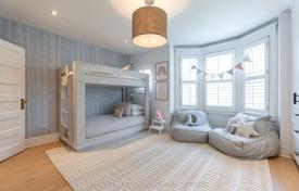 9 odalılar konak Old Toronto'da, Kanada. C$2,288,000