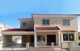 Villa – Latsia, Nicosia, Kıbrıs. 680,000 €