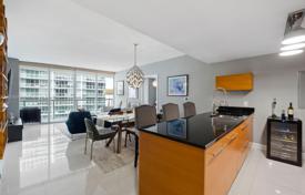2 odalılar kondominyumda daireler 108 m² Miami'de, Amerika Birleşik Devletleri. $969,000