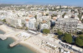 2 odalılar daire Antibes'te, Fransa. 420,000 €