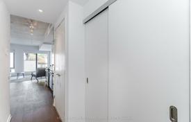 3 odalılar daire Old Toronto'da, Kanada. C$686,000