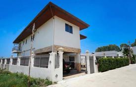 7 odalılar villa 400 m² Pattaya'da, Tayland. $526,000
