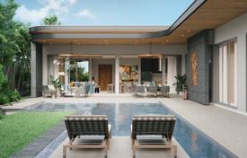 Villa – Mueang Phuket, Phuket, Tayland. From $757,000