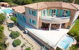 4 odalılar villa 250 m² Biot'da, Fransa. 4,700 € haftalık