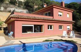 Villa – Lloret de Mar, Katalonya, İspanya. 754,000 €