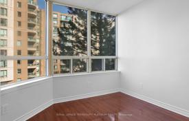5 odalılar daire North York'da, Kanada. C$785,000