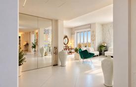 3 odalılar daire Milan'da, İtalya. 3,000 € haftalık