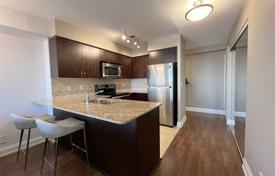 1 odalılar daire North York'da, Kanada. C$773,000