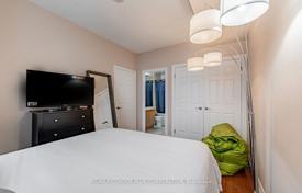 7 odalılar daire Bay Street'da, Kanada. C$1,062,000