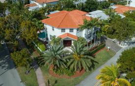 Villa – Key Biscayne, Florida, Amerika Birleşik Devletleri. $2,975,000