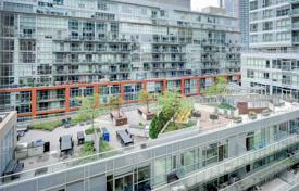 1 odalılar daire Richmond Street West'da, Kanada. C$840,000