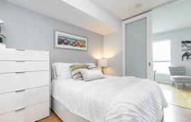 1 odalılar daire Yonge Street'da, Kanada. C$761,000