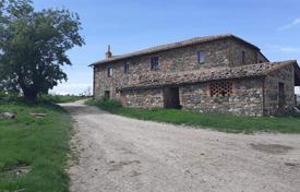 Çiftlik – Radicofani, Toskana, İtalya. 950,000 €