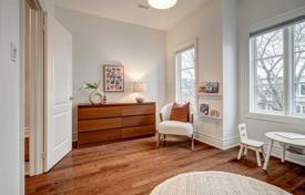 11 odalılar konak Old Toronto'da, Kanada. C$1,788,000