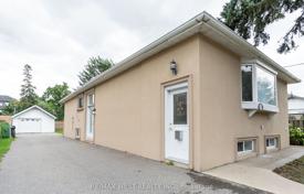 11 odalılar şehir içinde müstakil ev Etobicoke'de, Kanada. C$1,779,000