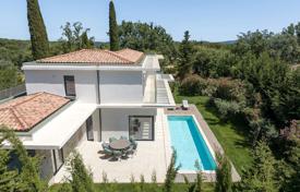 5 odalılar villa Mougins'de, Fransa. 3,490,000 €