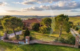 3 odalılar villa 490 m² Siena'da, İtalya. 1,700,000 €
