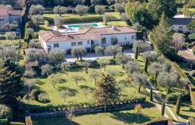 4 odalılar villa Muan-Sarthe'de, Fransa. 1,990,000 €
