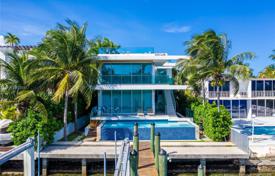 Villa – Miami sahili, Florida, Amerika Birleşik Devletleri. $7,900,000