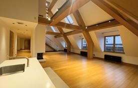 5 odalılar daire 360 m² Old Riga'da, Letonya. 975,000 €