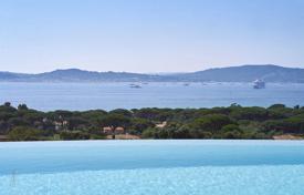 8 odalılar villa Grimaud'da, Fransa. Price on request