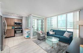 3 odalılar daire Yonge Street'da, Kanada. C$950,000