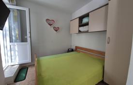 10 odalılar şehir içinde müstakil ev 301 m² Pag'da, Hırvatistan. 375,000 €