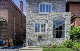 3 odalılar şehir içinde müstakil ev East York'da, Kanada. C$1,474,000