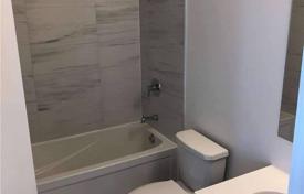 4 odalılar daire North York'da, Kanada. C$683,000