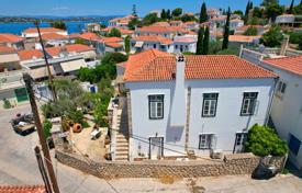 4 odalılar şehir içinde müstakil ev 180 m² Spetses'da, Yunanistan. 950,000 €