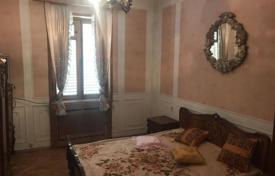 4 odalılar şehir içinde müstakil ev 150 m² Tbilisi (city)'da, Gürcistan. $125,000