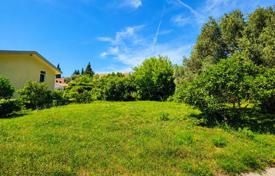 Arsa Reževići'de, Karadağ. 295,000 €