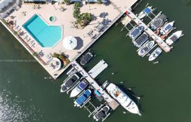 Kondominyum – Hallandale Beach, Florida, Amerika Birleşik Devletleri. $618,000