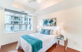 2 odalılar daire Richmond Street West'da, Kanada. C$937,000