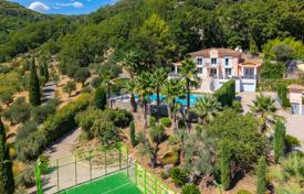8 odalılar villa Grasse'ta, Fransa. 3,950,000 €