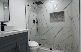 3 odalılar şehir içinde müstakil ev 119 m² Miami'de, Amerika Birleşik Devletleri. $699,000