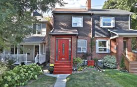 3 odalılar konak Old Toronto'da, Kanada. C$1,255,000