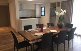 3 odalılar kondominyumda daireler Watthana'da, Tayland. $2,900 haftalık