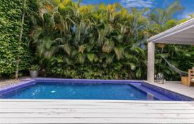 Villa – Lagorce Drive, Miami sahili, Florida,  Amerika Birleşik Devletleri. $1,675,000