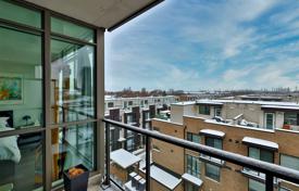 2 odalılar daire Etobicoke'de, Kanada. C$826,000