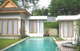 3 odalılar şehir içinde müstakil ev 250 m² Mueang Phuket'da, Tayland. $494,000