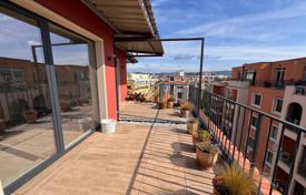 2 odalılar daire 61 m² Sunny Beach'da, Bulgaristan. 120,000 €