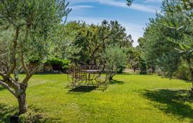 Villa – Gordes, Provence - Alpes - Cote d'Azur, Fransa. Price on request