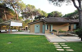 Villa – Roccamare, Toskana, İtalya. 11,000 € haftalık