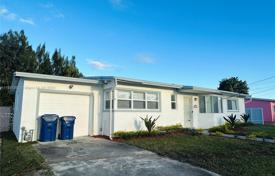 3 odalılar şehir içinde müstakil ev 192 m² Miami Gardens'da, Amerika Birleşik Devletleri. $575,000