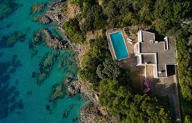 10 odalılar villa 200 m² La Croix-Valmer'da, Fransa. 6,990,000 €