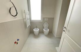 3 odalılar daire 156 m² Floransa'da, İtalya. 780,000 €