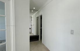 2 odalılar kondominyumda daireler 121 m² Miami'de, Amerika Birleşik Devletleri. $415,000