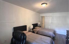 2 odalılar kondominyumda daireler 95 m² North Miami'de, Amerika Birleşik Devletleri. $320,000