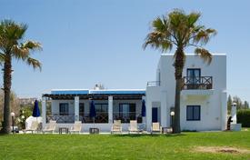 3 odalılar villa Baf'ta, Kıbrıs. 4,300 € haftalık